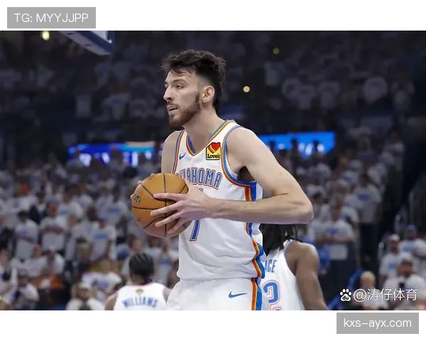 切特·霍姆格伦篮下高效终结拉开内线攻防差距